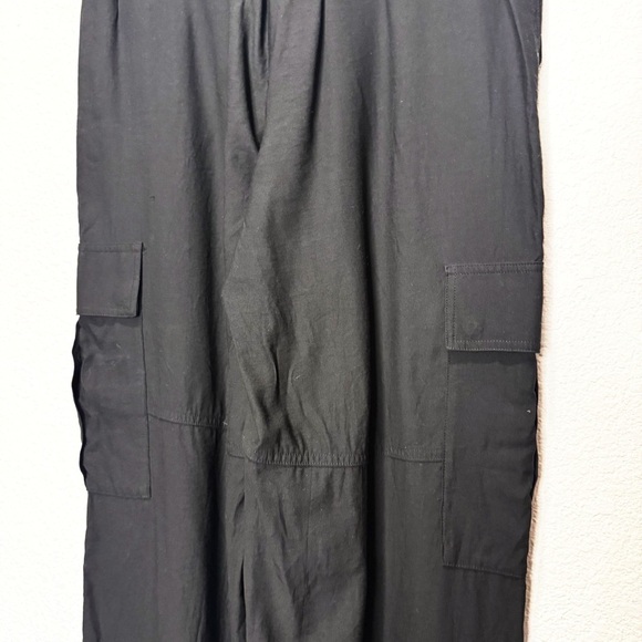 Vince Wide-leg Cargo Lightweight Drapey Woven Pants Quiet Luxury Minimalist - Picture 9 of 15